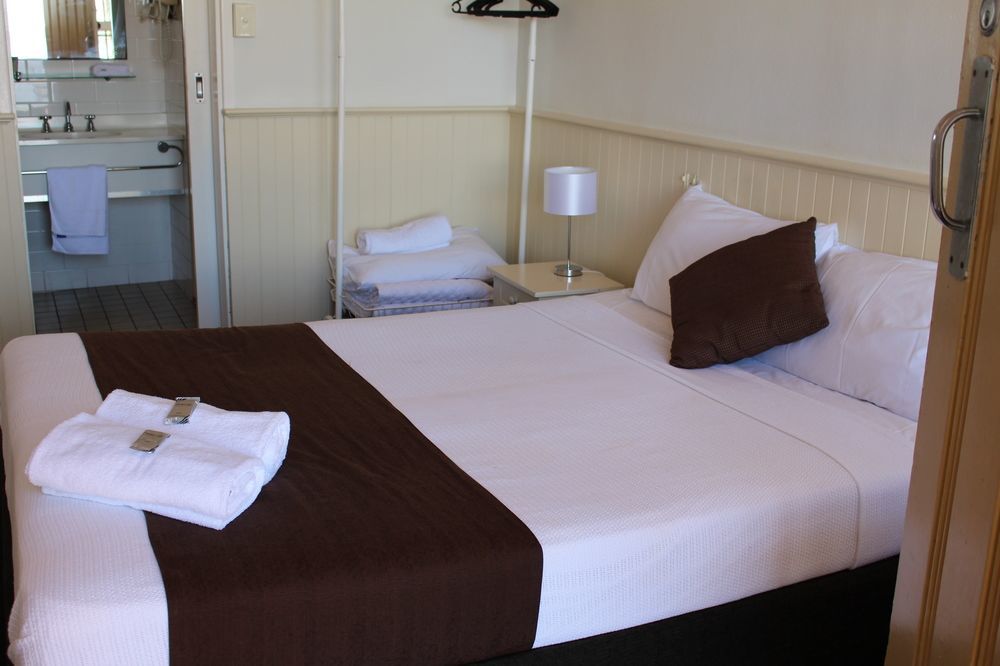Squid'S Ink Motel Белмонт Экстерьер фото
