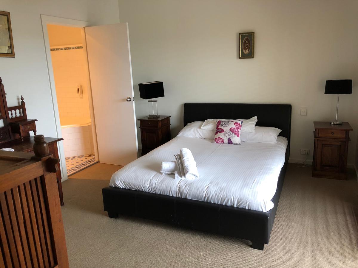 Squid'S Ink Motel Белмонт Экстерьер фото