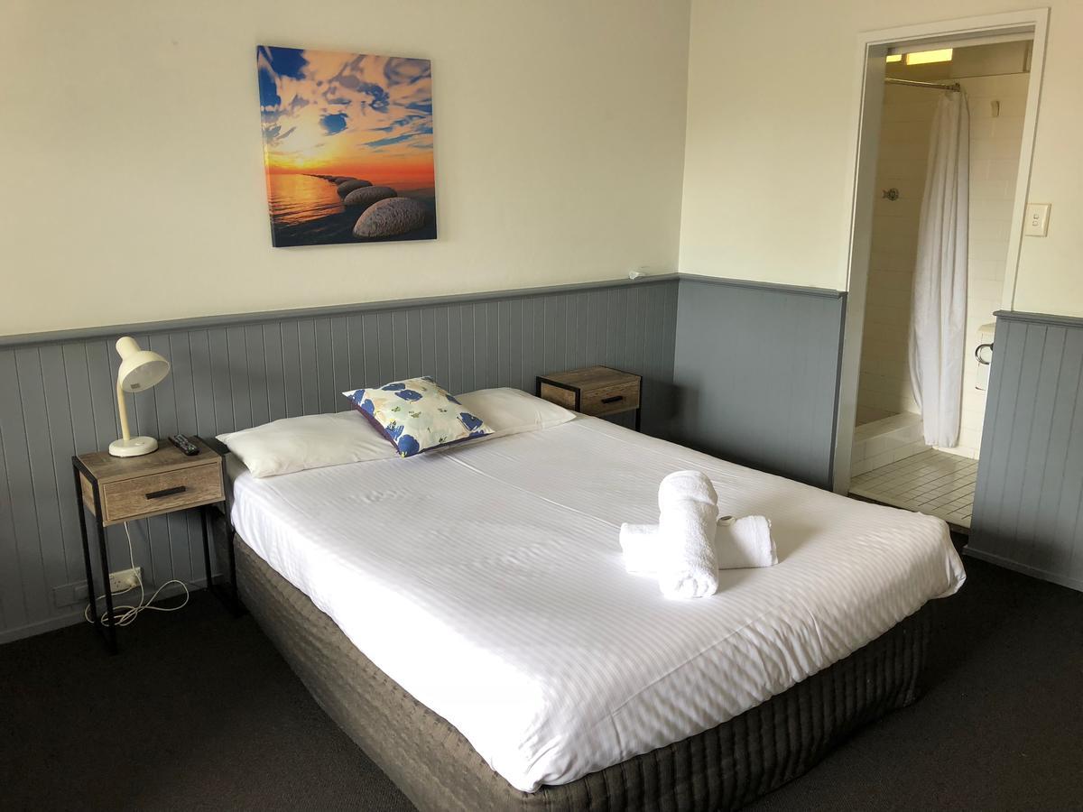 Squid'S Ink Motel Белмонт Экстерьер фото