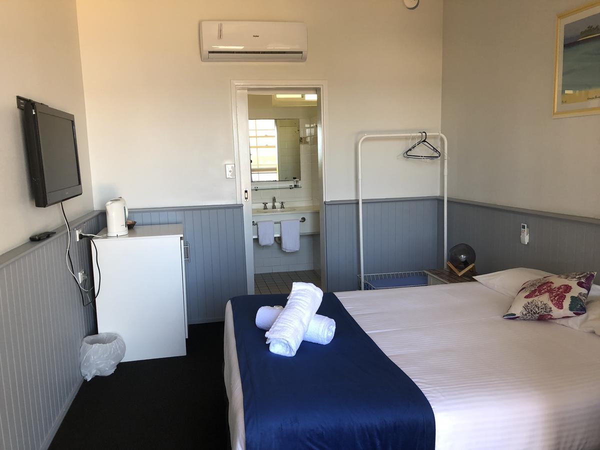 Squid'S Ink Motel Белмонт Экстерьер фото