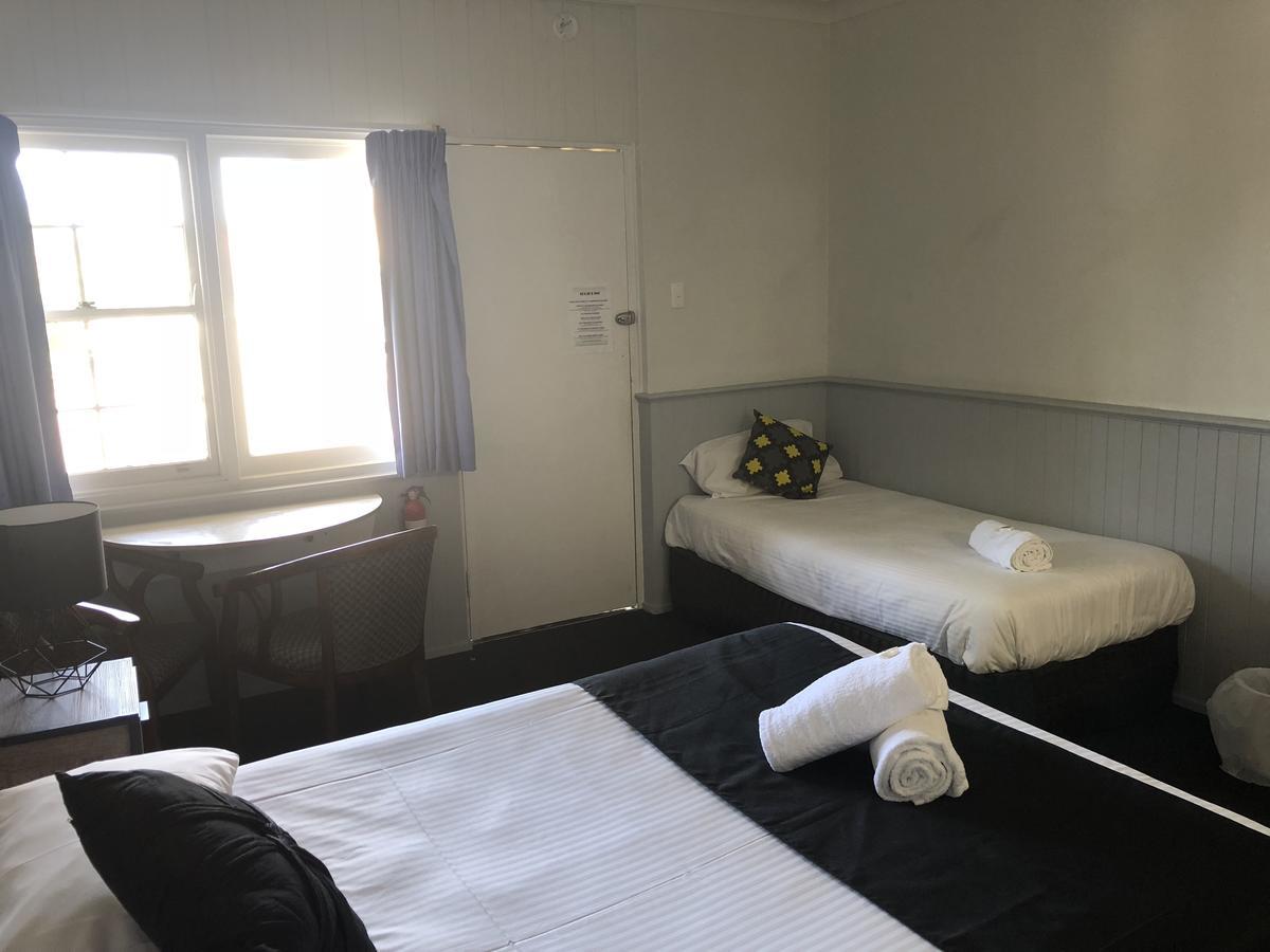 Squid'S Ink Motel Белмонт Экстерьер фото