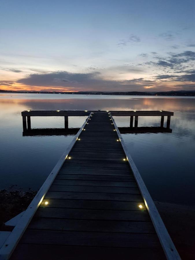 Squid'S Ink Motel Белмонт Экстерьер фото